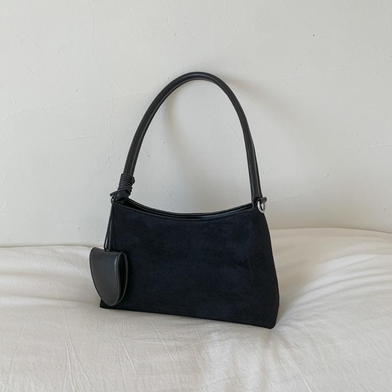 

Autumn and winter simple solid color musk skin velvet niche underarm bag women s popular casual messenger bag commuter shoulder bag