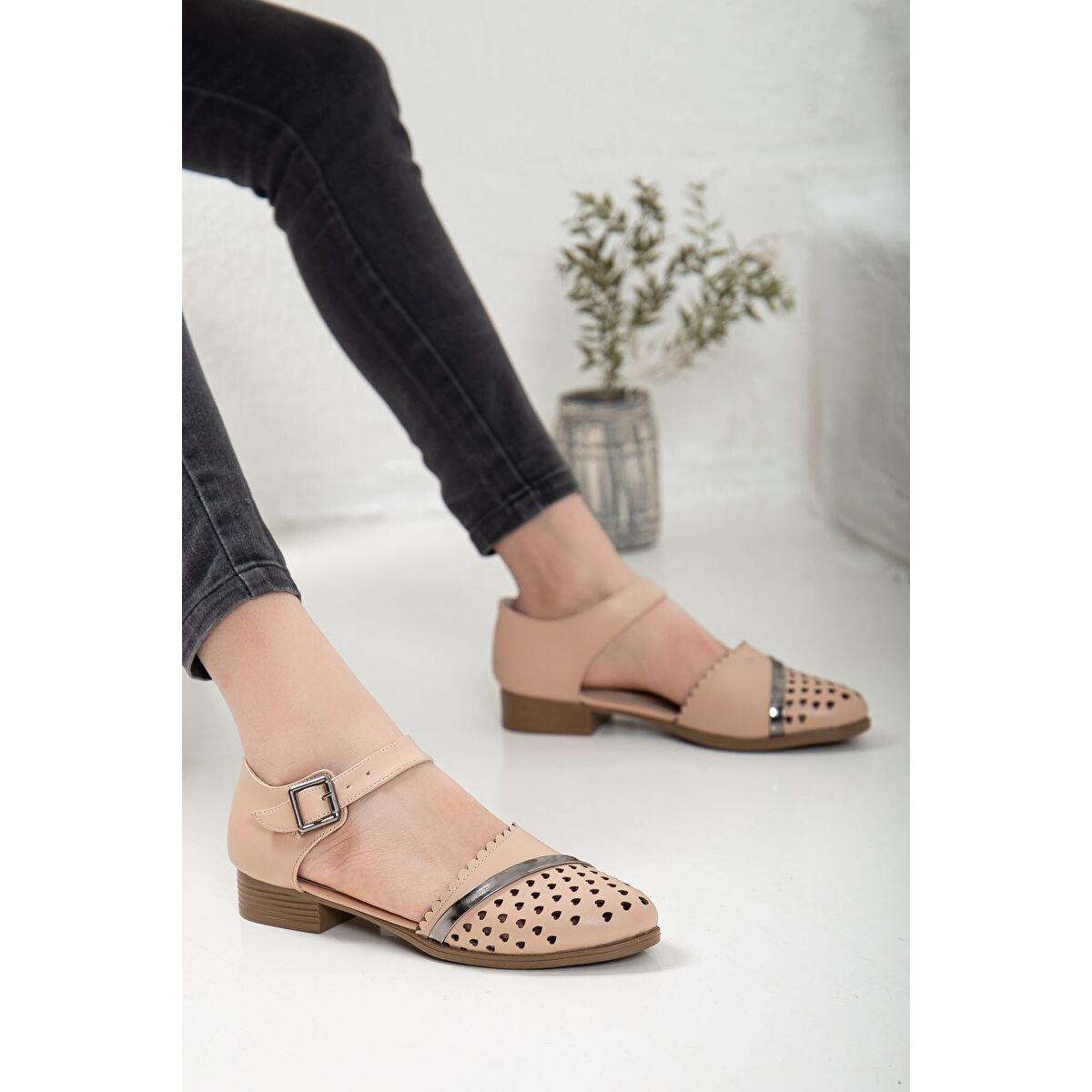 

Женские балетки Nova телесного цвета