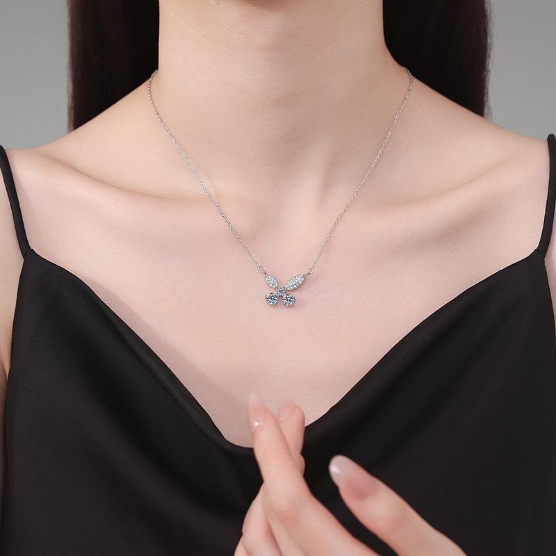 Sparkling Real  Carat D Color Moissanite Butterfly Pendant Necklaces for Women Silver Wedding Fine Jewelry Accessories