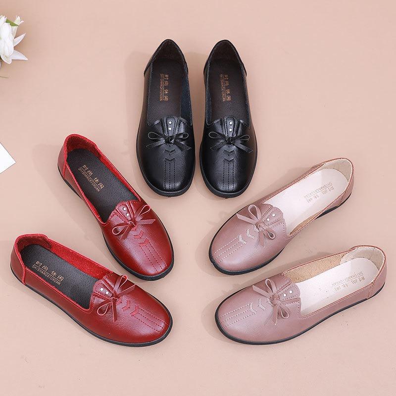 Shoes single shoes soft sole comfortable flat non-slip medium leather shoes in the elderly women's shoes spring and autumn models