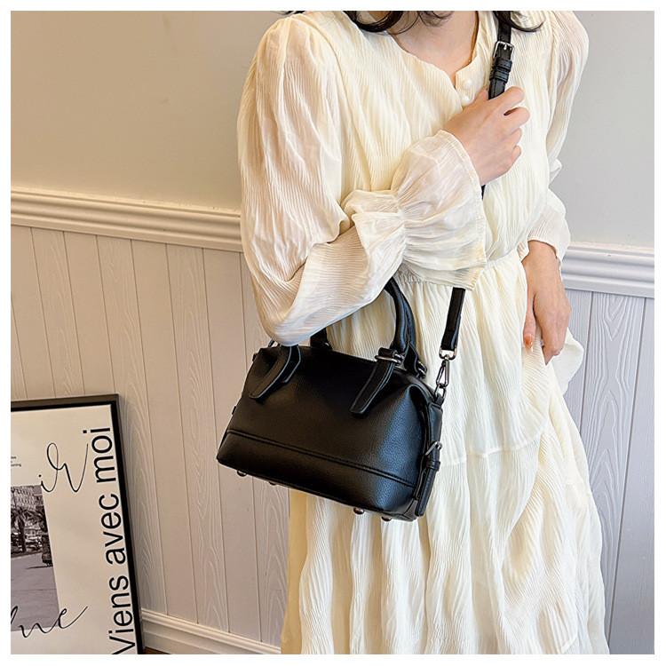 IELGY High-End Commuter Tote Bag One-Shoulder All-Match Cross-Body Portable Class Bag