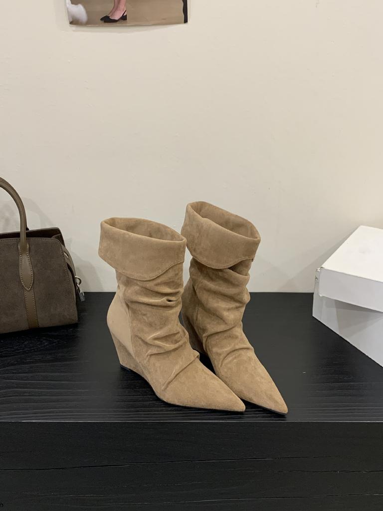 2025 autumn and winter new medium tube stacking boots slope heel French pointed western cowboy short boots women