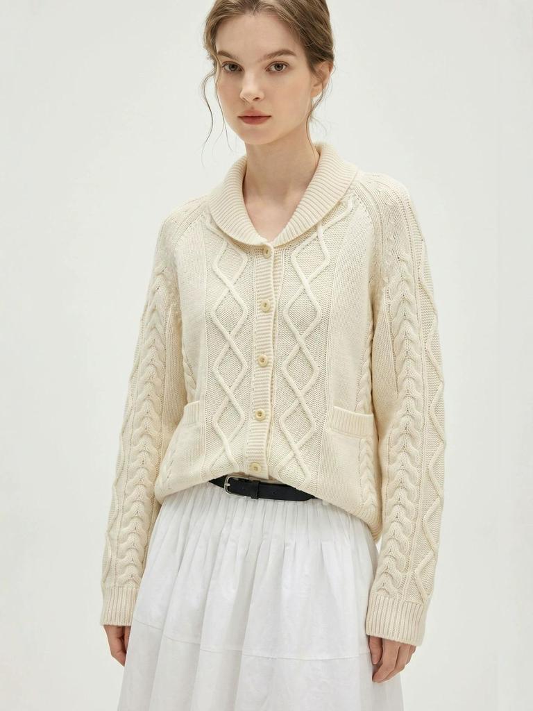 Women's 100% Wool Retro Green Cable Knit Collared Cardigan Sweater - Loose Fit, High-End Autumn/Winter Fashion.