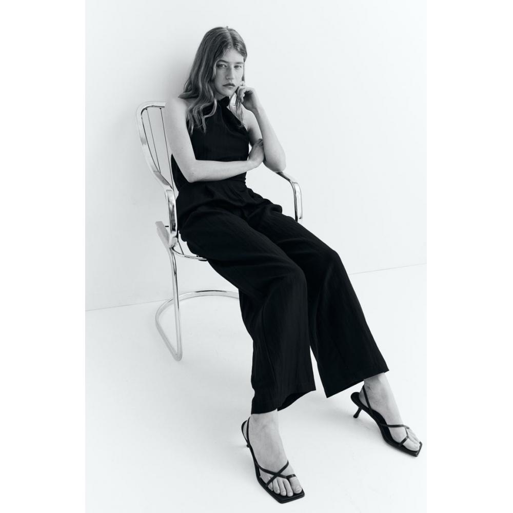 

Комбинезон HM с узлом и бретелькой на шее, черный