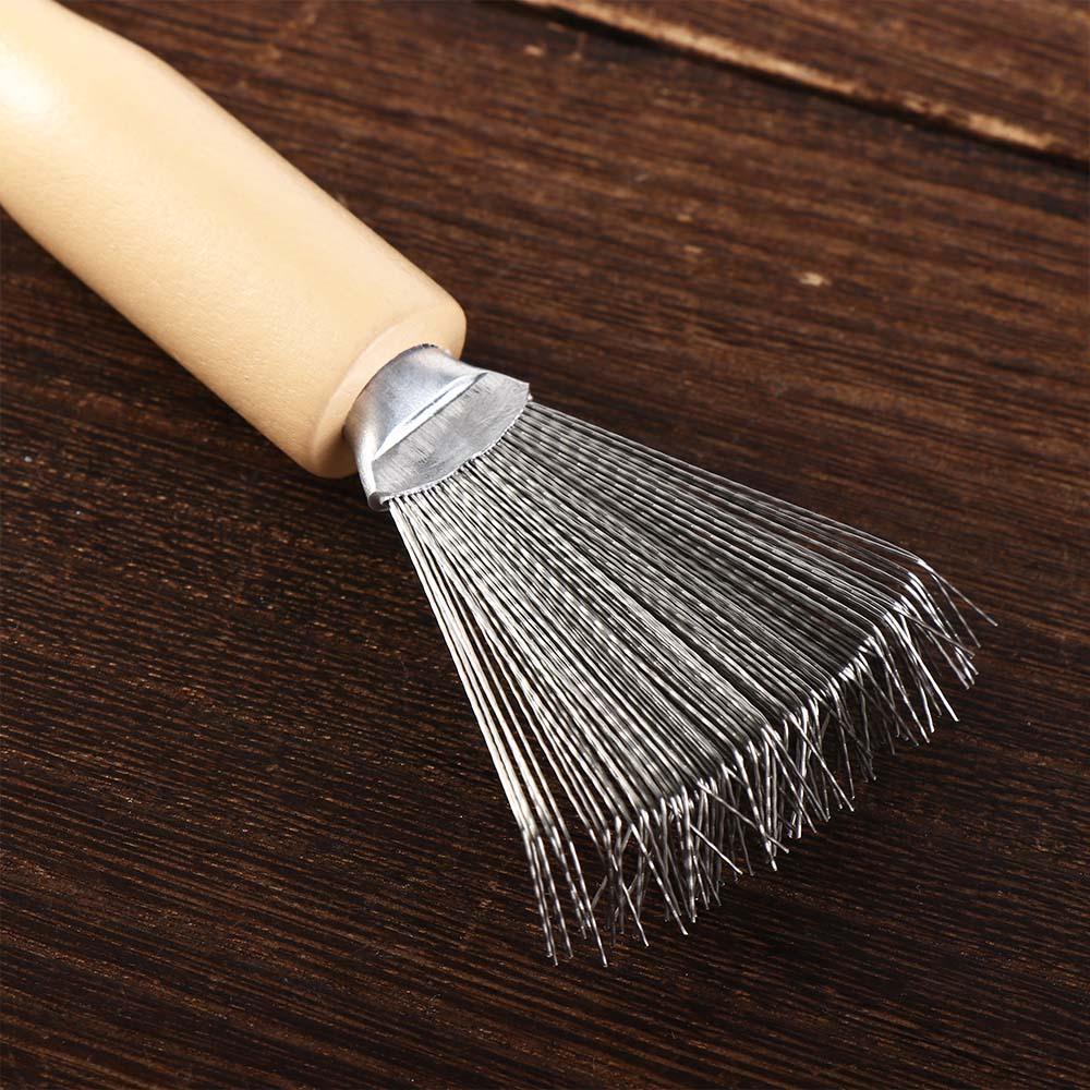 Wooden Handle Salon Rake Portable Hair Brush Cleaner Dirt Remover   Home