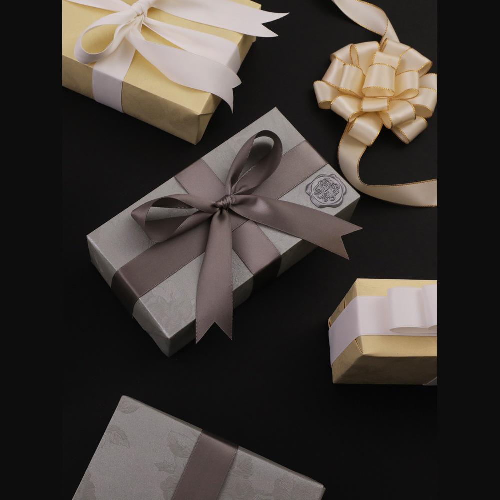 Pearlescent Rose Gift Wrap Decorative Paper for Holidays and Birthdays