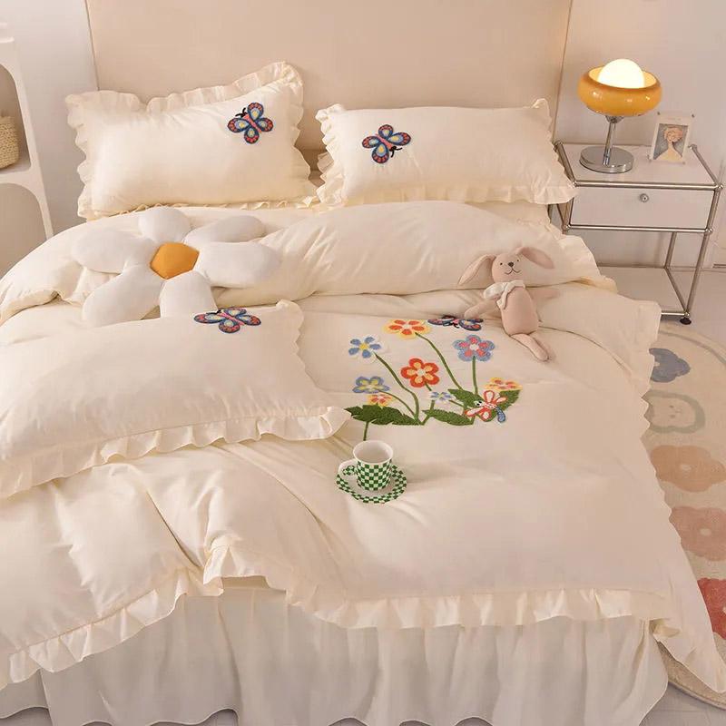 4pcs/set Solid Color Bed Sheet Flower Embroidery Quilt Cover Pillowcases Four Piece Set High-end Skin-friendly Comfortable Naked Sleeping Bedding Set