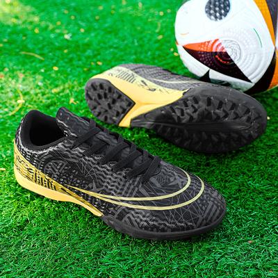 Spezielle Sportschuhe – Fußballschuhe