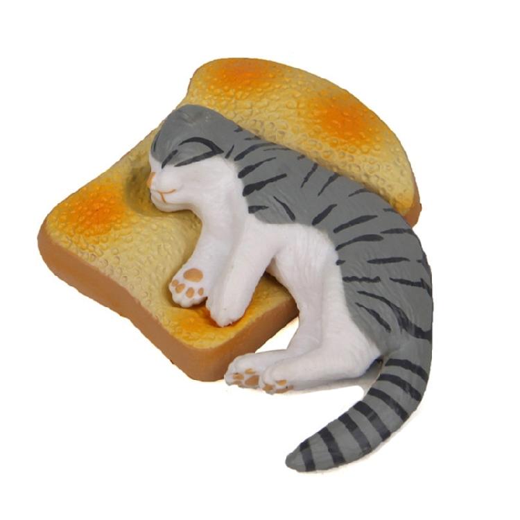 

Cute PVC Toast Bread Pillow and Cats Miniature Figurines Collectible Ornaments For Desktop Decors Birthday Party Gift сірий колір