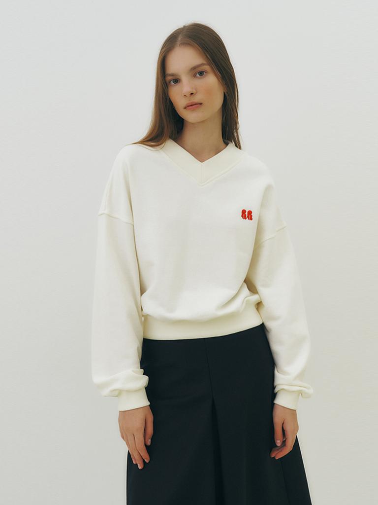Hiloin V-Neck Cotton Logo Sweatshirt (Ivory)