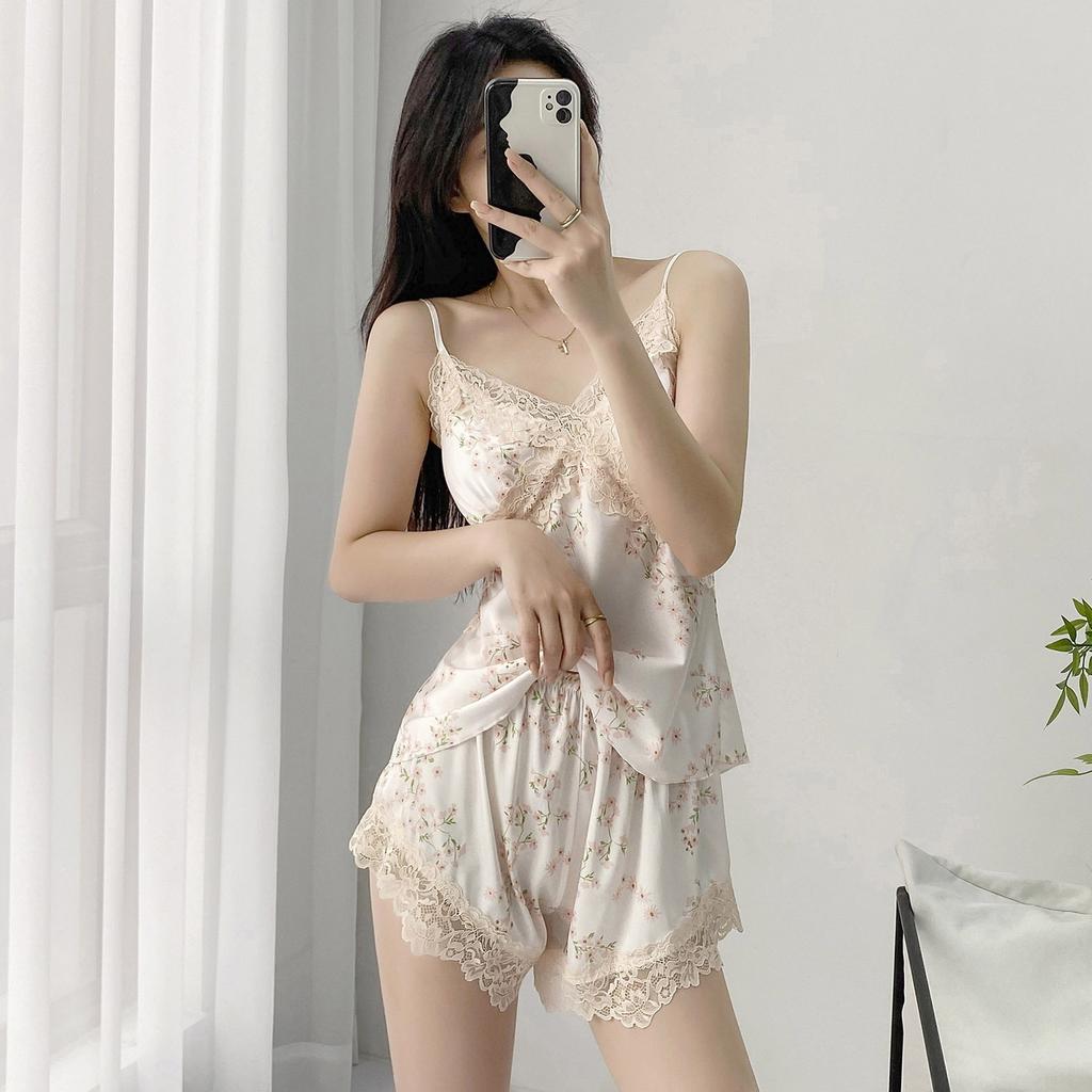 Suspender shorts pajamas women's summer sexy ice silk breathable and cool women's loungewear suit thin can be worn outside