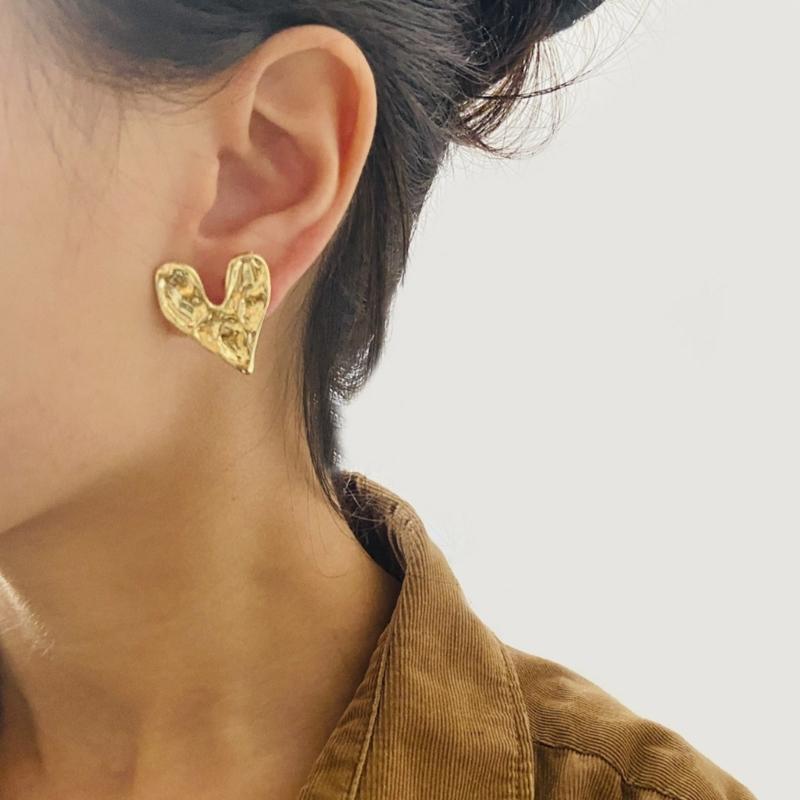Concave Convex Irregular Heart Earrings for Women Lightweight Alloy Ear Studs Accessory Earwear Accessories for Party