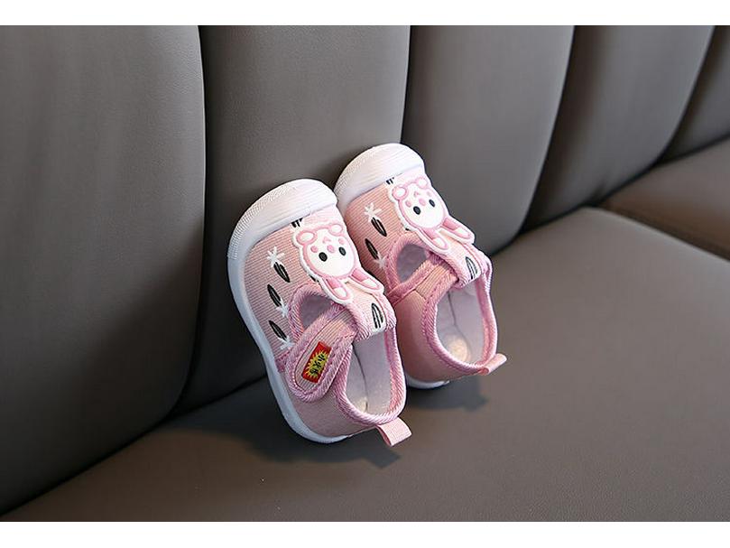 Baby Girl Spring/Summer Soft Sole First Walker Squeaky Sandals for Ages 0-2
