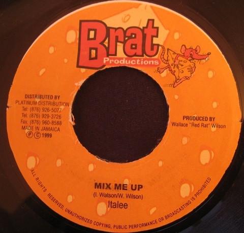 

7-дюймовая пластинка ITALEE / WALLACE WILSON - Mix Me Up / Pink Lotion НЕТ BRAT Production 1999 Ямайка Регги, Ска и Даб Б/У