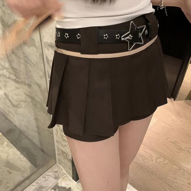 New Punk-Style Niche Studded Aesthetic Star-Patterned Perforated Leather Bel American-Style Trendy Wide Belt for Women's Jeans