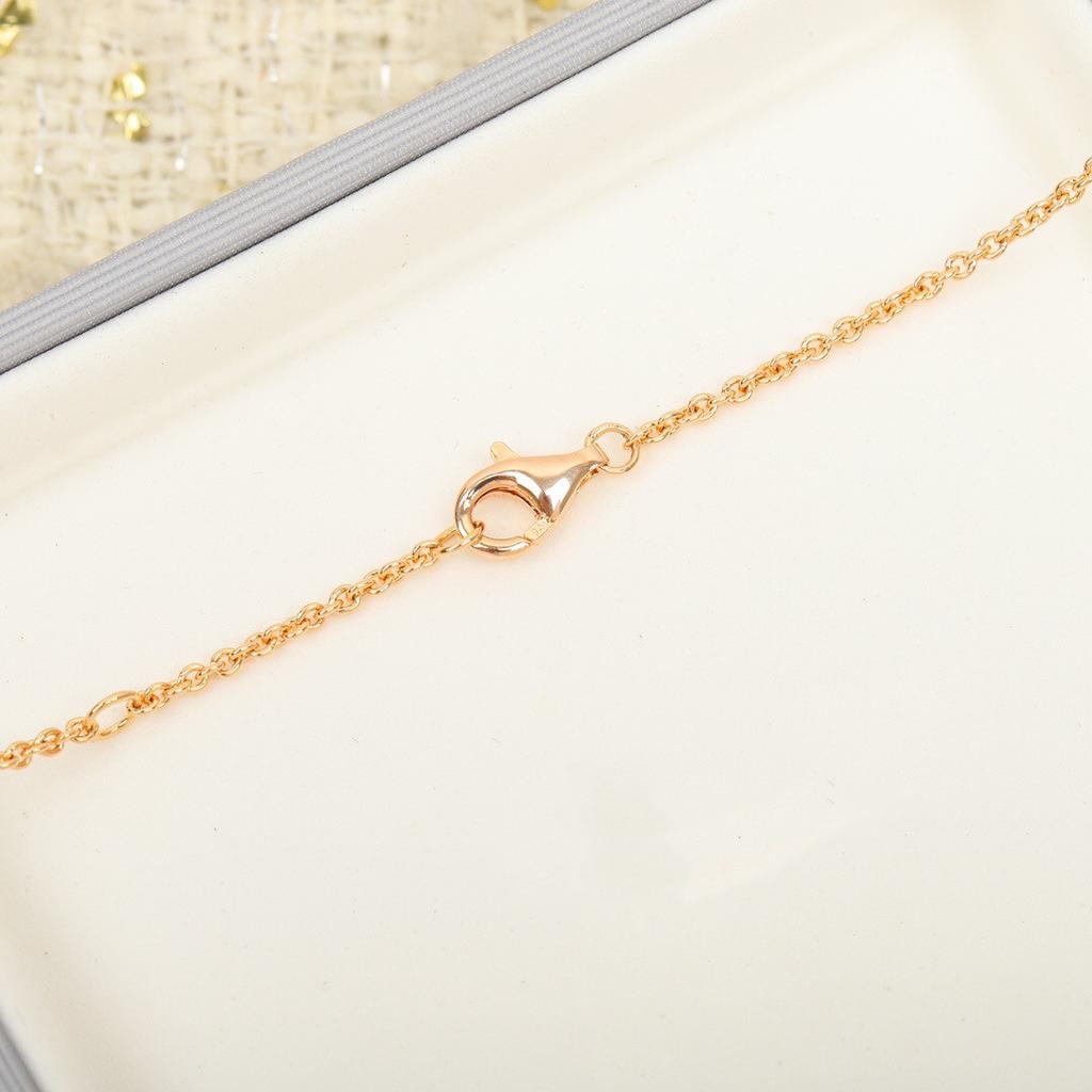 2024 New Top Quality Popular Brand Anniversary Gifts Luxury Jewelry Necklaces For Women Rose Flower Wedding Engagement Charms