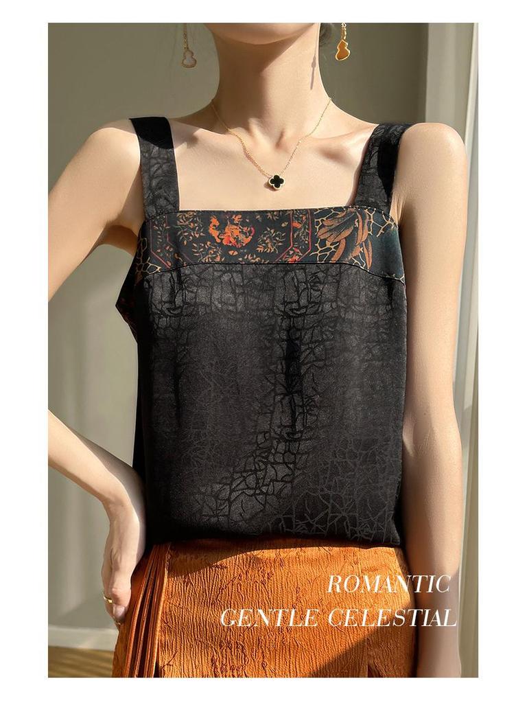 Chinese Embroidery Silk Camisole with Square Collar and Sleeveless Design