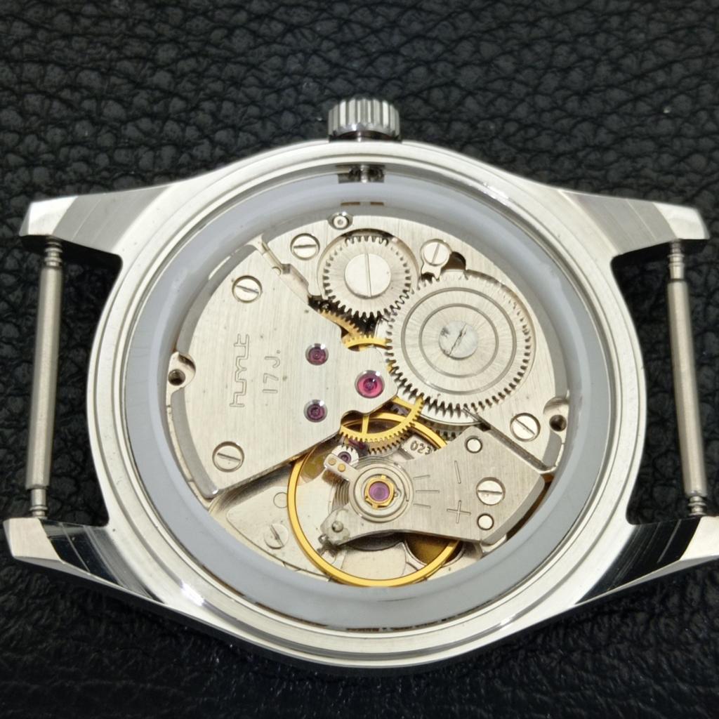 VINTAGE HMT HAND-WINDING INDIAN MENS WHITE COLOR DIAL WATCH a441060-4 HT-a441060