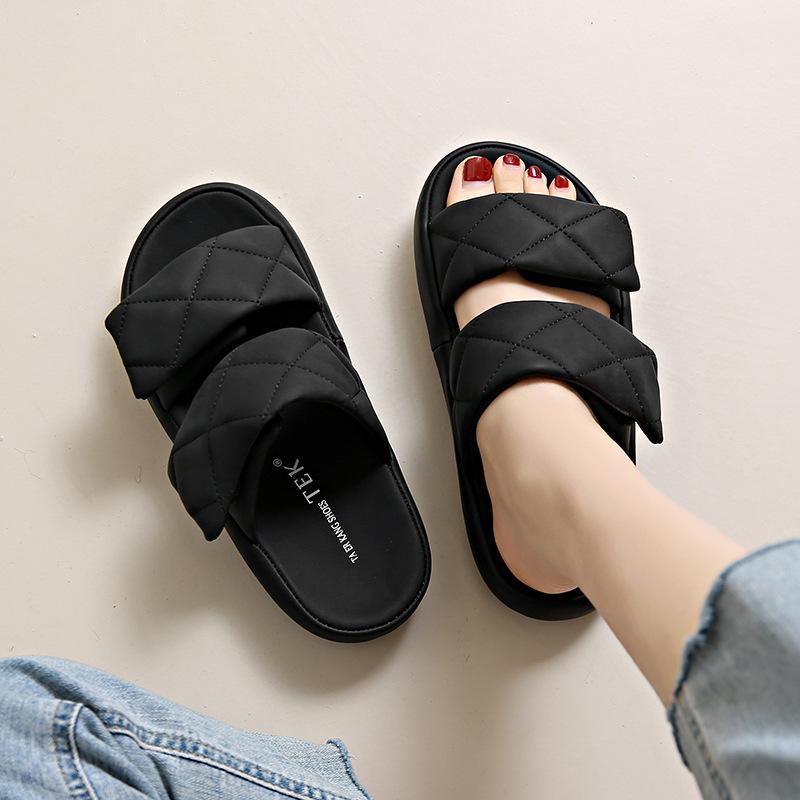 2025 new cool slippers heightened soft bottom thick bottom summer new fashion non-slip slippers