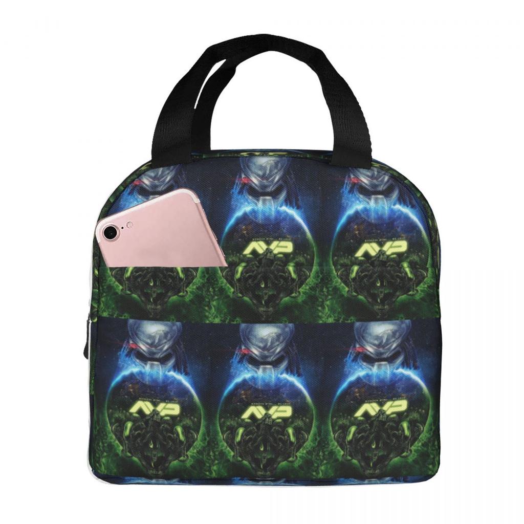 Alien Vs Predator Horror Science Fiction Comics Insulated Lunch Bag for Kids School Cooler Thermal Food Box Tote Lunch Boxes