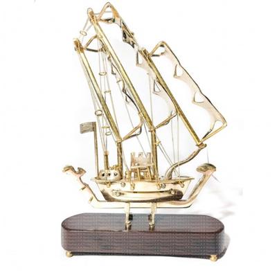 11 Zoll Mini-Segelboot aus Messing, handgefertigtes Schaustück für das Home Office, Jubiläumsgeschenk, Hochzeitsgeschenk, Ruhestandsgeschenk für Papa, Weihnachtsdekoration