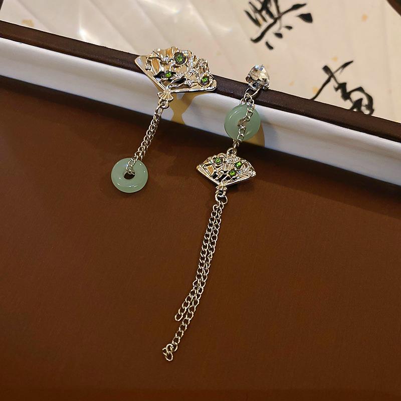 

GemChic женские серьги, модные вставки из циркона, асимметричные серьги-гвоздики, серьги-гвоздики в китайском стиле, ювелирные изделия на день рождения, Рождество, подарок