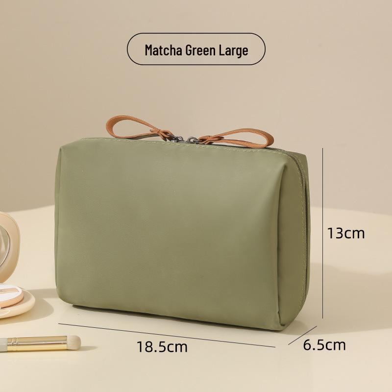 Trendy Mini Cosmetic Bag: Travel-Ready Makeup and Lipstick Organizer