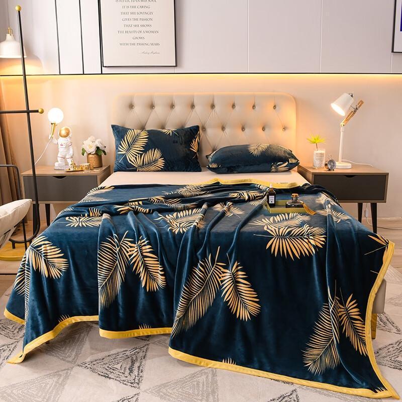 

Cloud Mink Velvet Thickened Blanket