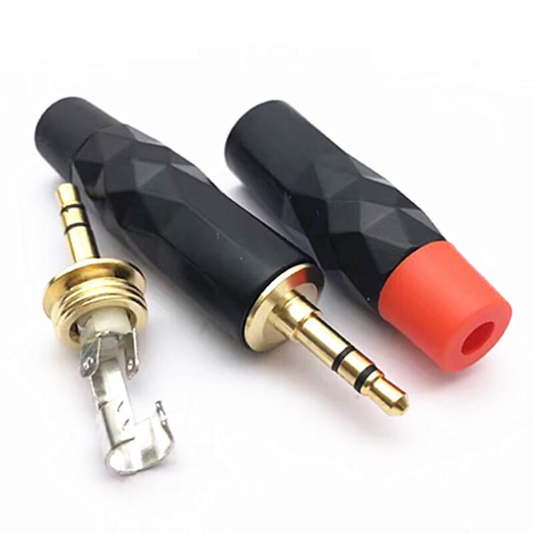 Black-Lacquered Gem 3.5mm Dual Channel Stereo Headphone Plug with Gold-Plated 3-Core Connector