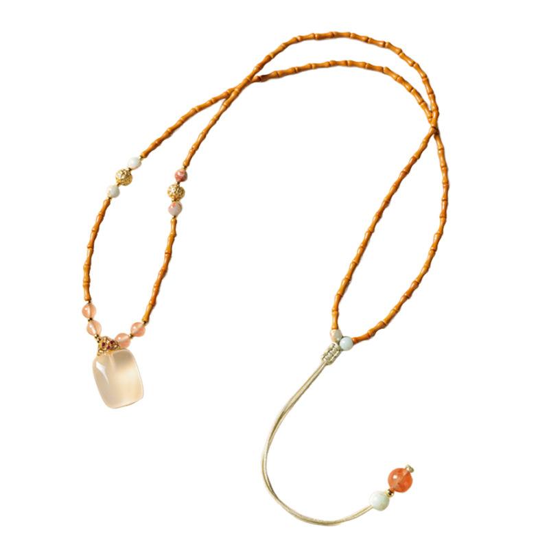 White agate auspicious cloud wish-fulfilling lock pendant, auspicious peace lock, chalcedony, olive stone, bamboo knot, new Chinese style clavicle