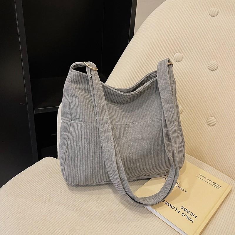 Stylish Large Capacity Women's Fashionable Tote Bag For Street Chic Everyday Use