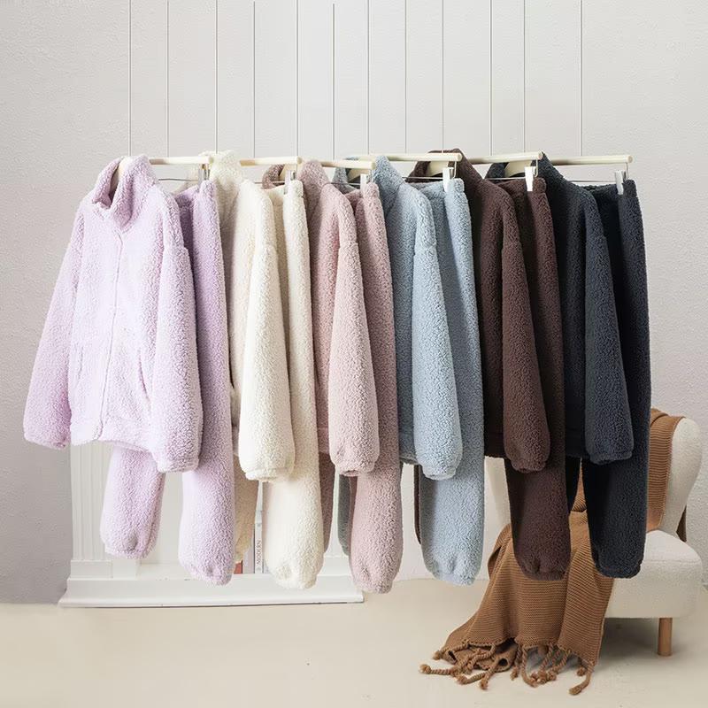 

Women s Plush Lambswool Pajama Set: Cozy, Thick, and Warm for Autumn/Winter One Size (Recommended for 90~140 jin) кофейный