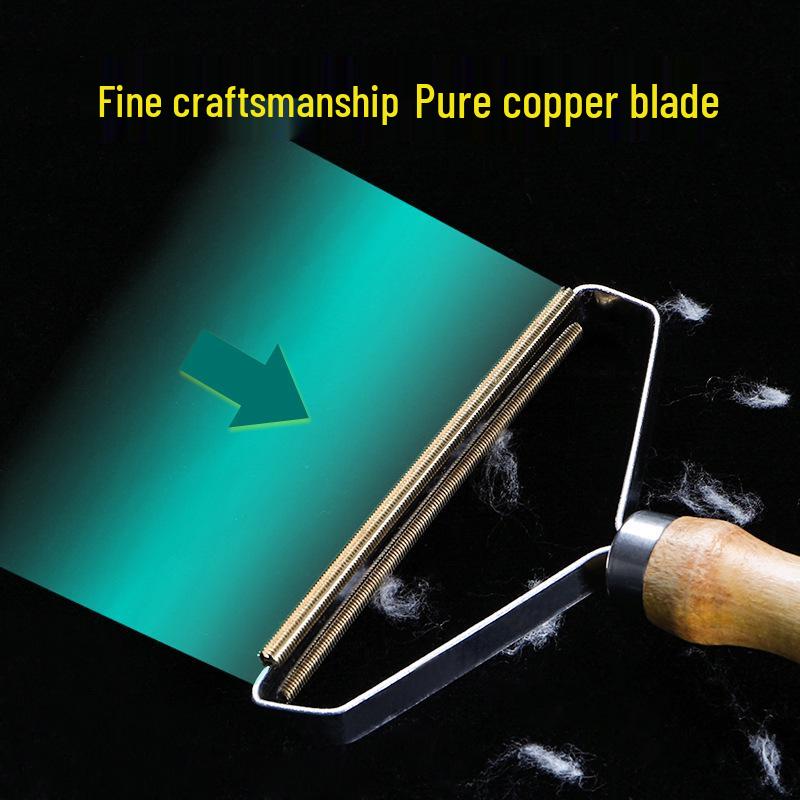 Double-Sided Wooden Handle Lint Remover for Wool Coats and Carpets