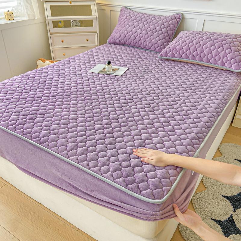 Thickened Milk Fleece Laminated Cotton Bed Hat Three-piece Household Mattress Non-slip Bed Cover Simmons All-package Protection Cover