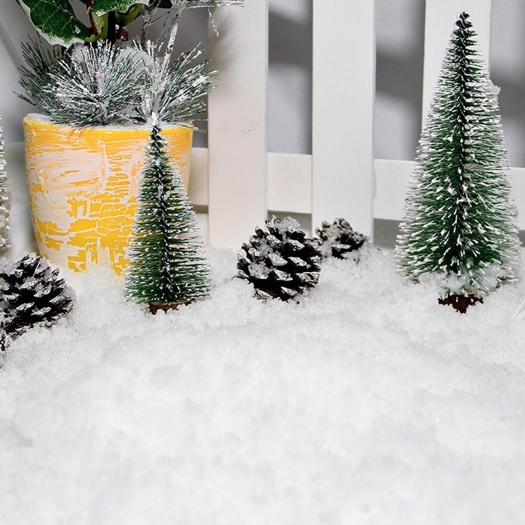 Flickering Christmas Snow Scenery Window Display: Artificial Snow Powder for Photo Shoots and Decoration