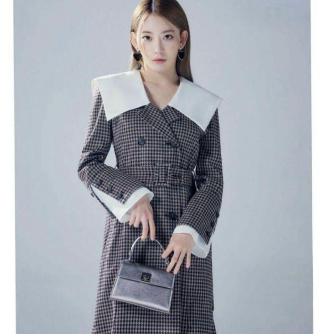 

[Б/У] Платье Lily Brown с широким воротником и многослойными манжетами