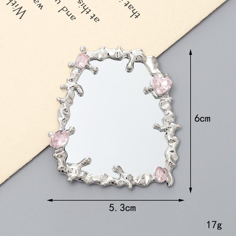 Sense of Advanced Butterfly Heart Shaped Girls Gem Make Up Mirror Liquid Metal Style Women Mini Portable Handheld Mirror