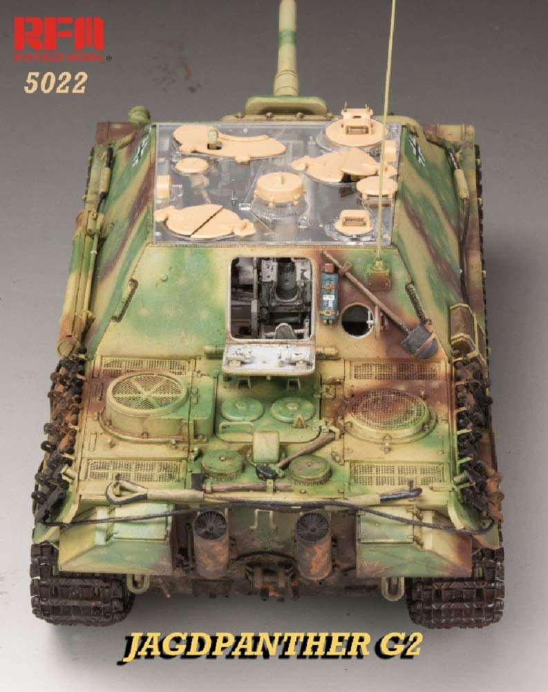 Ryefield Models 1/35 Scale German Heavy Tank Destroyer Sd.Kfz.173 Jagdpanther G2 Plastic Model Kit RFM5022