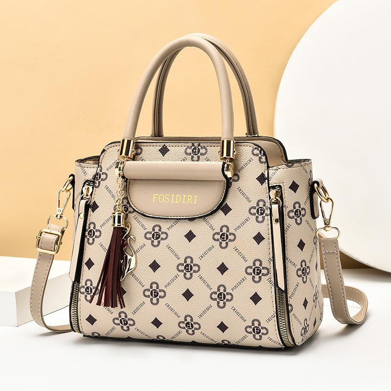 

Luxury Brand Designer Women S Shoulder Bag Classic Retro Handbag Fashionable Large Capacity Crossbody Bag Commuting Tote Bag 24x12x20cm