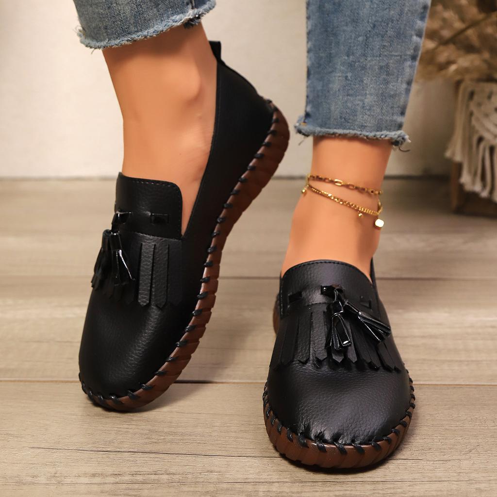 Fashion Tassel Loafers Pure Hand-sewn Bottom Round Head Casual Single Shoes Women's Soft Sole Solid Color One-pedal Shoes Large Size