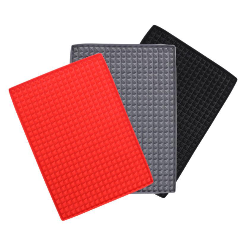 Silicone Pyramid BBQ Mat, 39.8x28cm, Non-Slip, Oil Drain, Food Grade, Heat Resistant, Microwave Safe