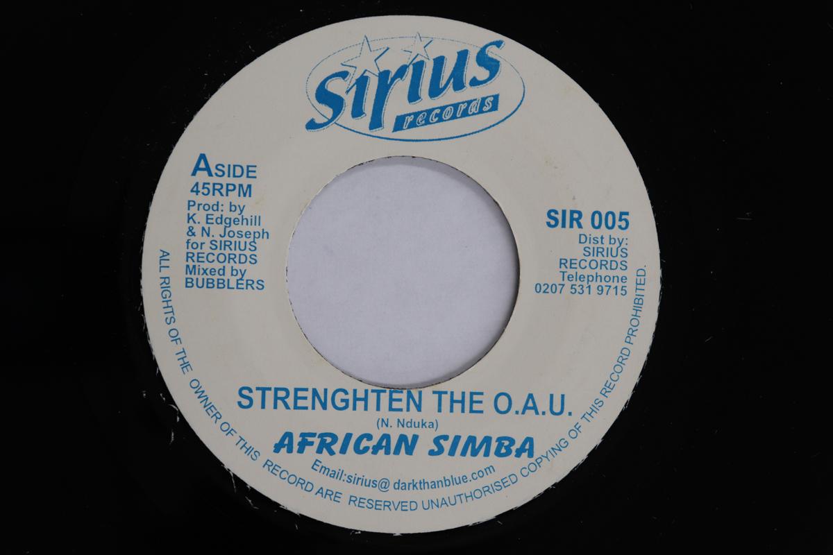 

7inch Record AFRICAN SIMBA - Strenghten The O.a.u. SIR005 SIRIUS RECORDS 2001 UK Reggae, Ska & Dub Used