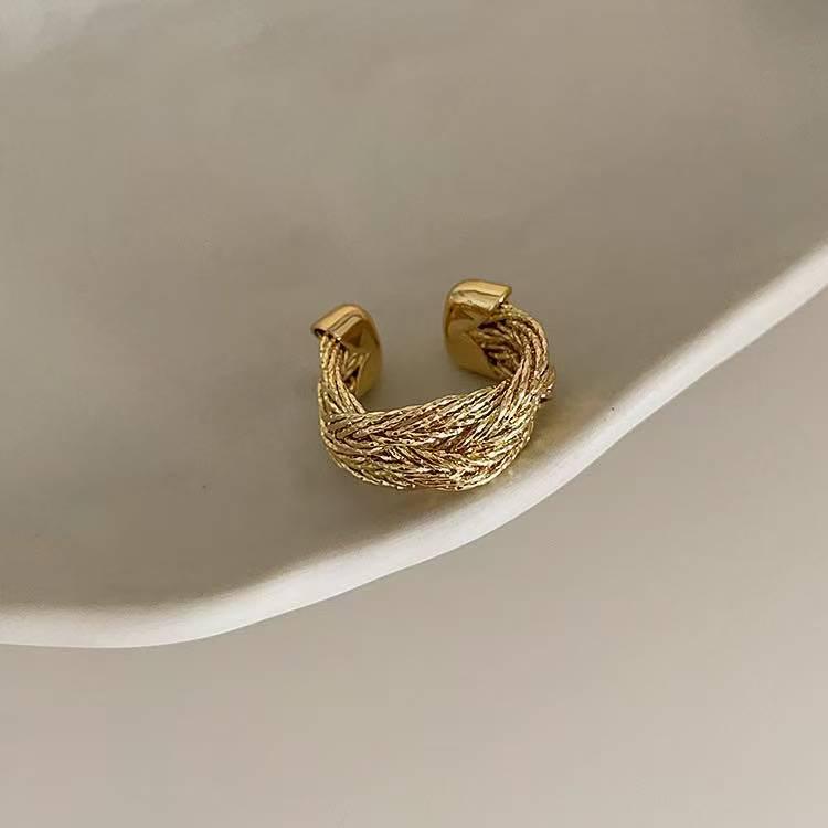 Vintage Metal Braided Open Ring: Chic European American Style