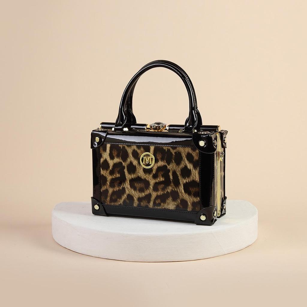 Retro Boxy Patent Leather Women's Crossbody Bag - Versatile Single Shoulder Handbag