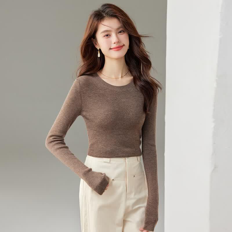 CARBAMMI Women's Slim-Fit Round Neck Knit Sweater