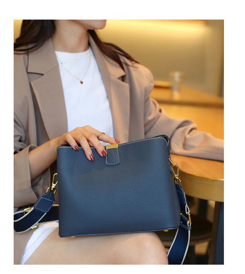 Premium Cowhide Leather Women's Handbag - Elegant, Niche Design, Single Shoulder Bag