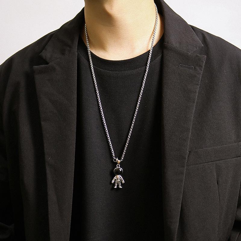 Trendy Men's Clavicle Necklace: Versatile, High-End, Simple Hip Hop Jewelry
