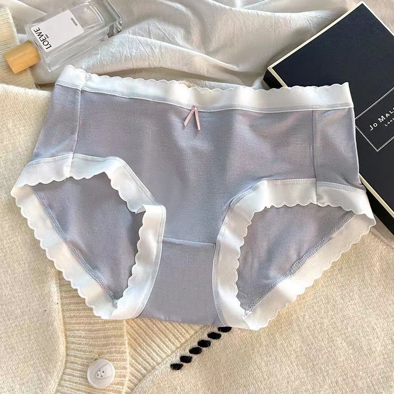 Ultra Thin Naked Ice Silk Mid Waist Panties with Seamless Breathability and Hip Hugging Triangle Women’s Panties