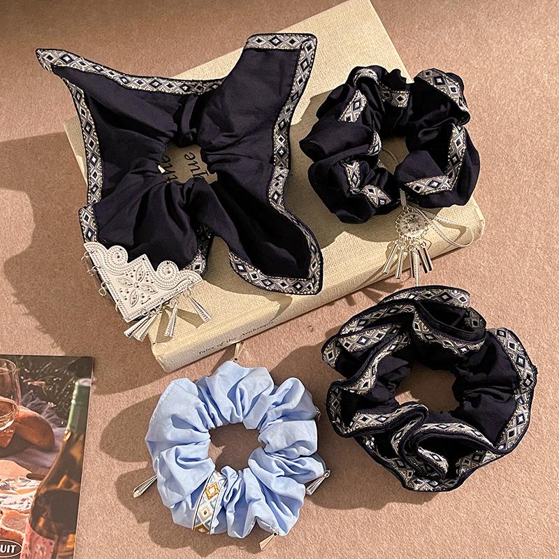 Gomas para el pelo hechas a mano de estilo étnico chino: Diseño Minoritario con Accesorios para Coleta de Puntos Ondulados