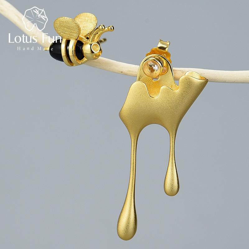 

Lotus Fun Настоящее стерлингового серебра 925 пробы ручной работы Изящные украшения 18-каратного золота Пчела и капающий мед Асимметричные серьги-гвоздики для женщин Подарок